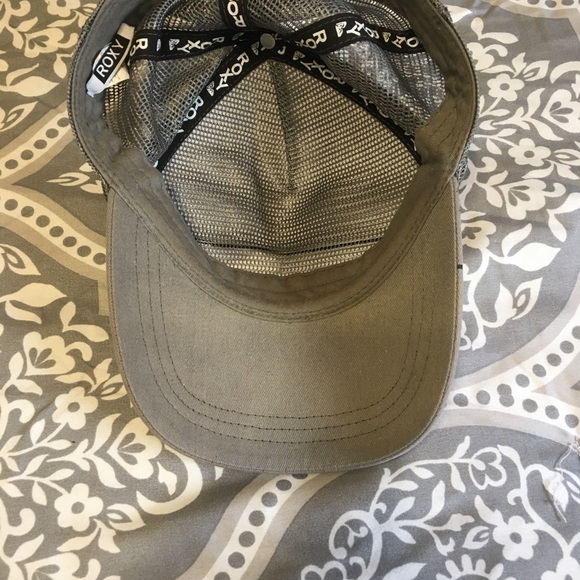 Roxy trucker hat - Picture 4 of 4